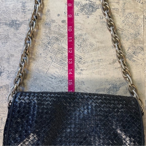 Elliott Lucca Black Leather intrecciato style shoulder bag - Picture 14 of 15